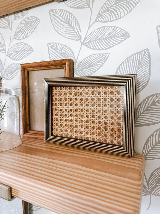 Vintage-inspired cane wall art with gold accents Modern minimalist cane and gold wall art set Cane wall art Gold framed art